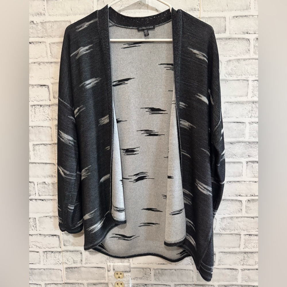 Women’s Eileen Fisher gray open front heavy cardigan 100% tencel Size Small